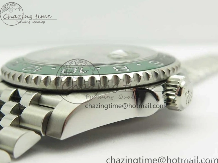 Best AAA Replica Sites GMT-Master Bezel Ceramic Black BPF Bracelet on Green Jubilee 126710 3347 SS Dial A II UrbanChic Black BLRO SS 1225